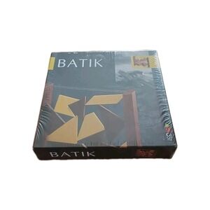 Batik 1997 Gigamic Board Game Strategy Wooden Shape Fitting Vintage Complete
